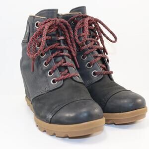 Sorel Women’s Black Lace-Up Boots Waterproof Leather Canvas Size 9